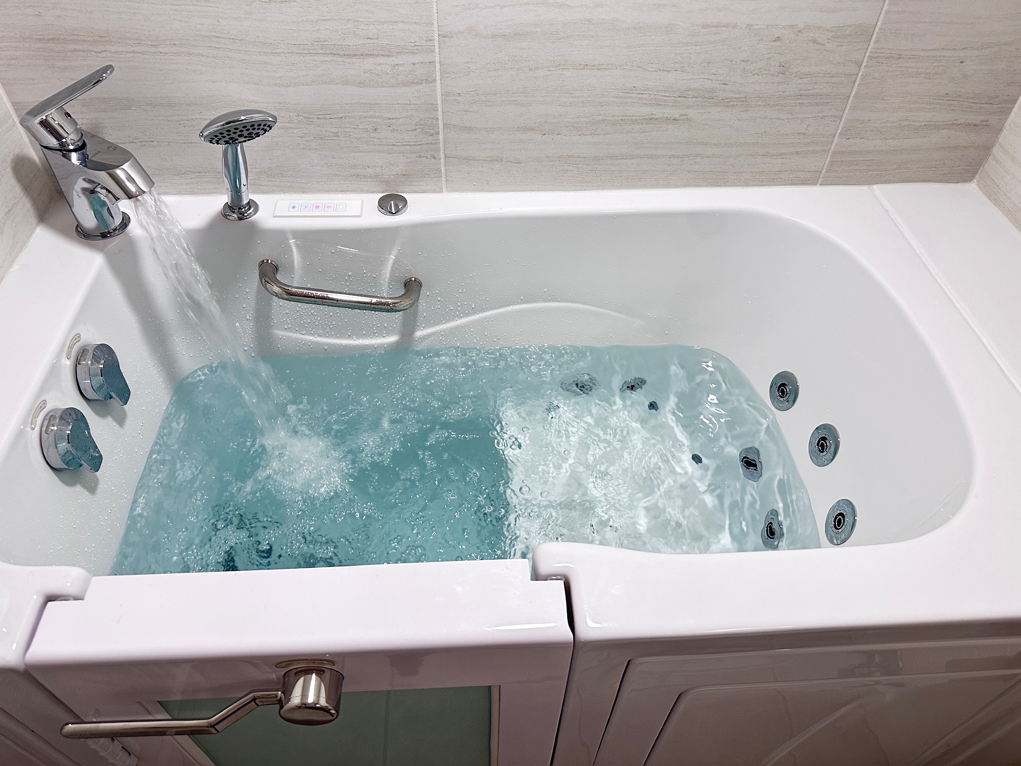 Photo of Hydrotherapy Tub